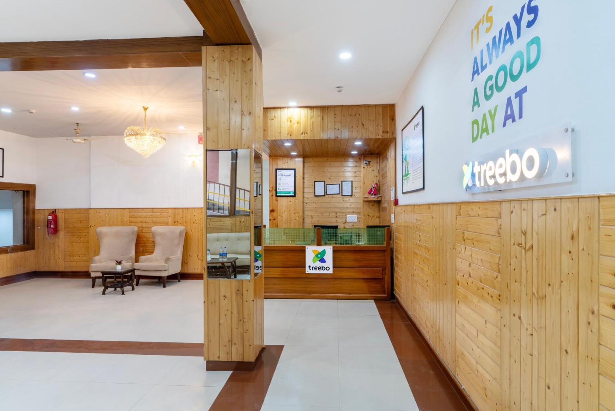 Treebo Anand The Mall Solan Екстер'єр фото